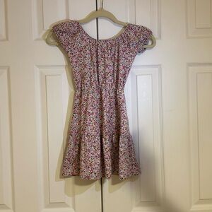 6 year old floral dress. Comfortable and absolutely adorable.